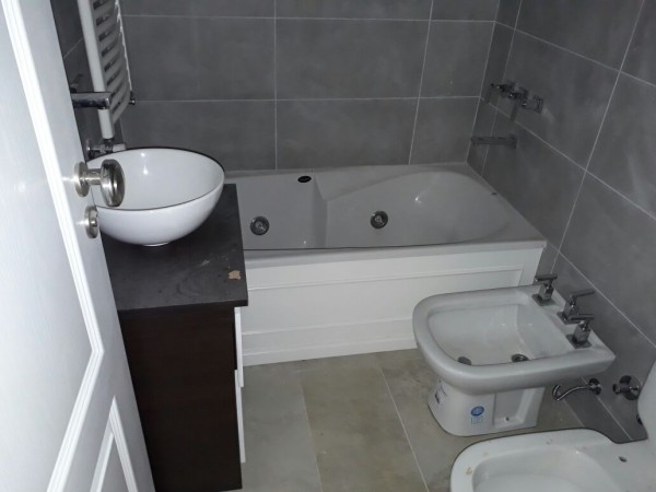 SEMIPISO DE 2 AMB A ESTRENAR. EDIFICIO DAMAR VIII