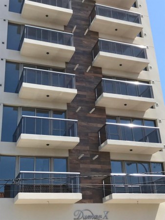 SEMIPISO DE 2 AMB A LA CALLE CON BALCON. A ESTRENAR. DAMAR X 