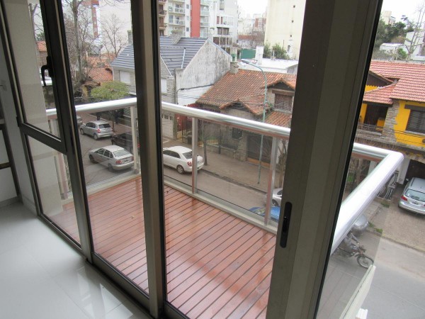 SEMIPISO DE 2 AMB A ESTRENAR. EDIFICIO DAMAR IX