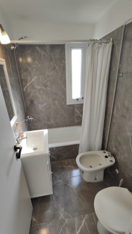 DEPARTAMENTO DE 3 AMB CON COCHERA Y BAULERA. RECICLADO