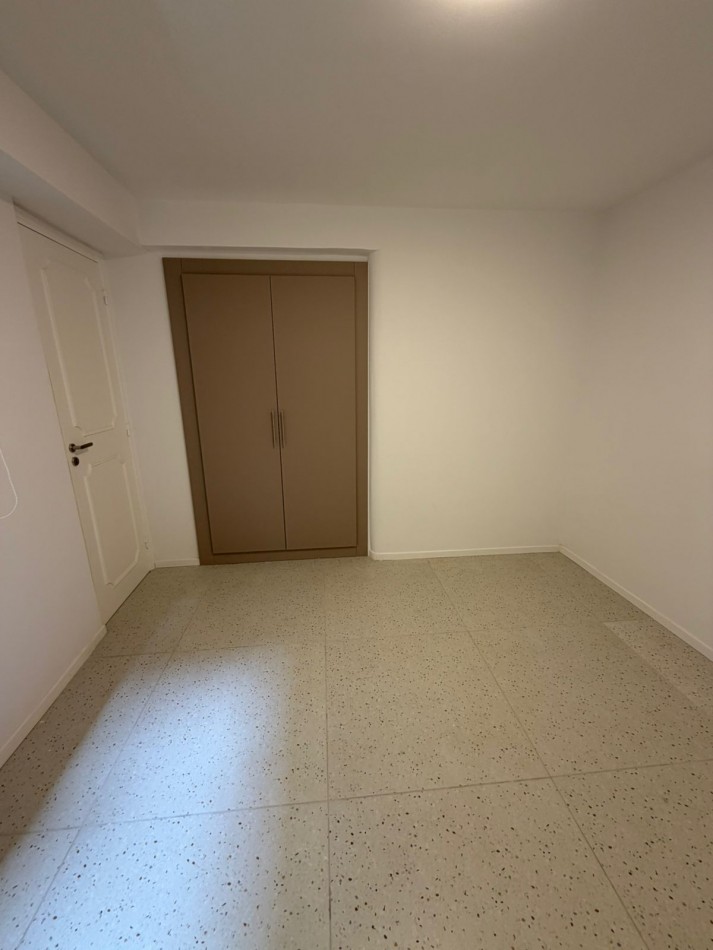 DEPARTAMENTO DE 4 AMBIENTES EXTERNO RECICLADO