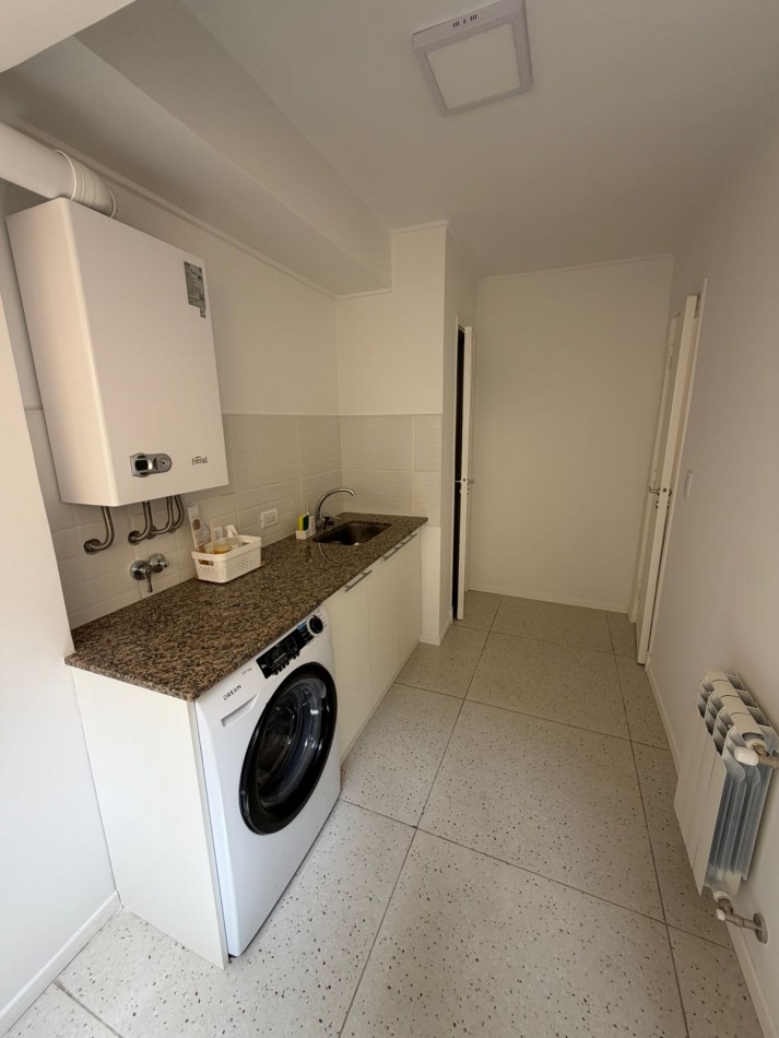 DEPARTAMENTO DE 4 AMBIENTES EXTERNO RECICLADO