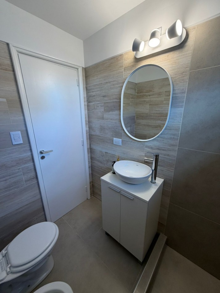 DEPARTAMENTO 2 AMB RECICLADO. VISTA LATERAL AL MAR