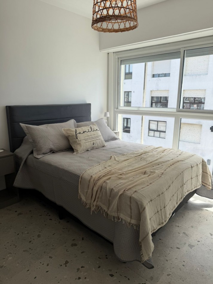 DEPARTAMENTO 2 AMB RECICLADO. VISTA LATERAL AL MAR