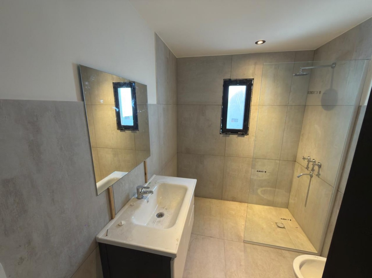 CHALET DE 3 AMBIENTES RECICLADO