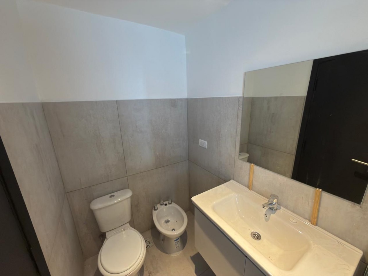 CHALET DE 3 AMBIENTES RECICLADO