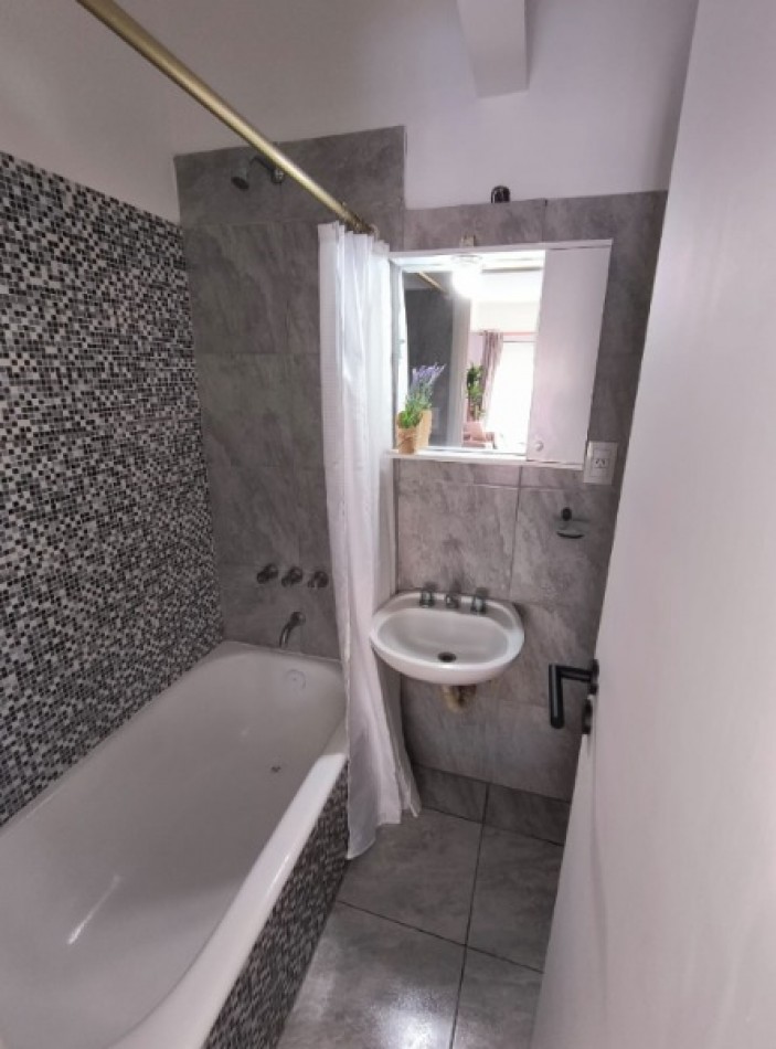 DEPARTAMENTO DE 1 AMB RECICLADO