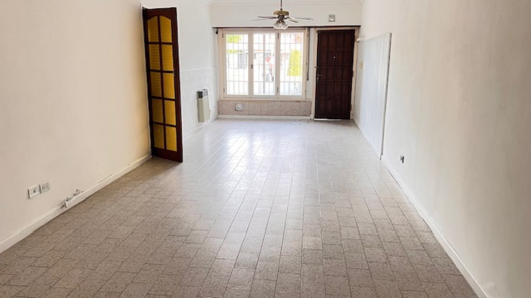 DUPLEX DE 2 AMB CON ENTRADA DE AUTO. EXCELENTE ESTADO Y ZONA