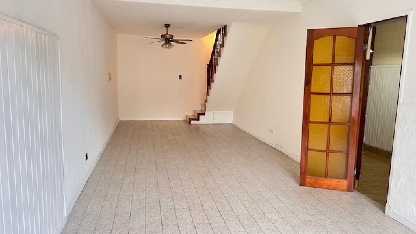 DUPLEX DE 2 AMB CON ENTRADA DE AUTO. EXCELENTE ESTADO Y ZONA