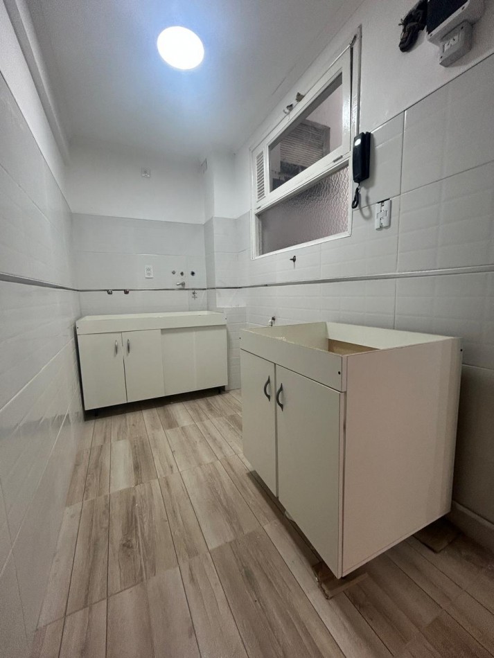 DEPARTAMENTO DE 2 AMB EXTERNO CON BALCON 