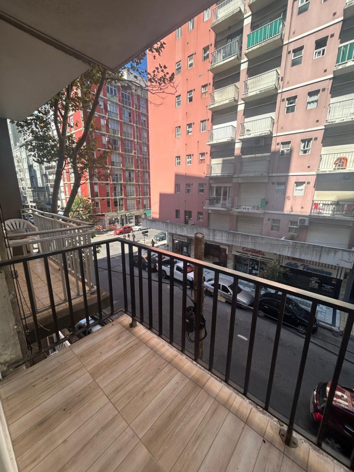 DEPARTAMENTO DE 2 AMB EXTERNO CON BALCON 