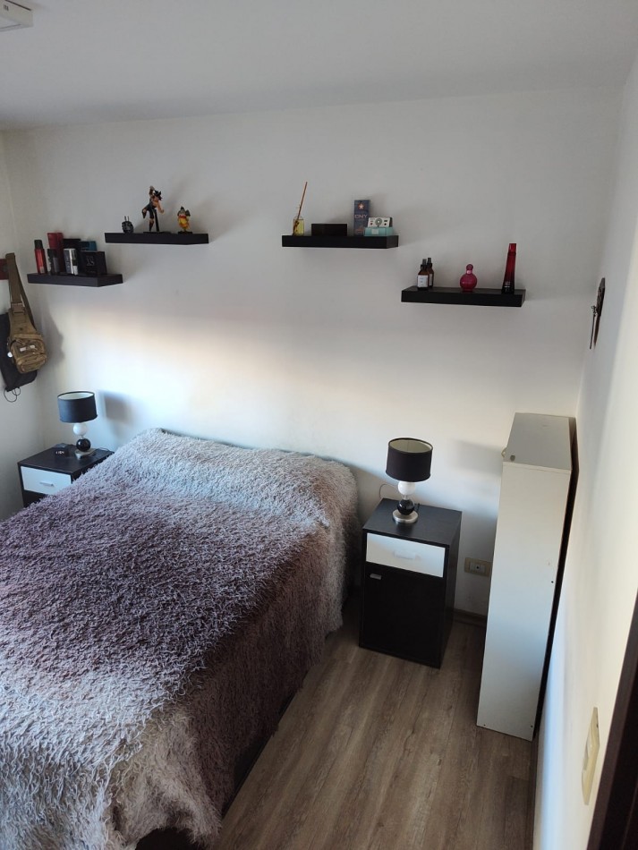 DEPARTAMENTO DE 2 AMB MODERNO, COCHERA Y BAULERA 