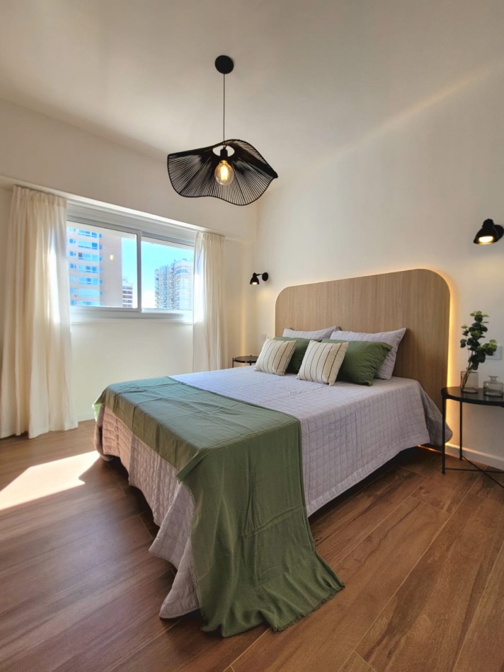 DEPARTAMENTO DE 2 AMB LATERAL ABIERTO CON ESPACIO DE COCHERA 