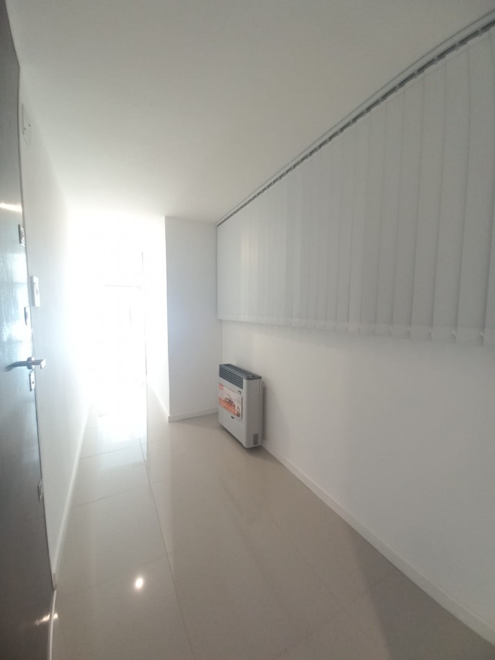 DEPARTAMENTO DE 3 AMB EXTERNO CON BALCON 
