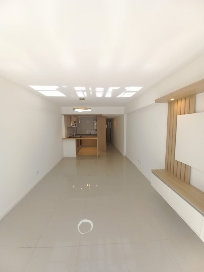 DEPARTAMENTO DE 3 AMB EXTERNO CON BALCON 