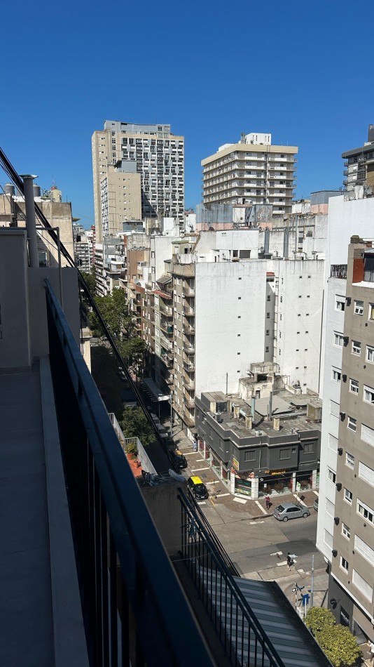 DEPARTAMENTO DE 2 AMB RECICLADO CON BALCON TERRAZA