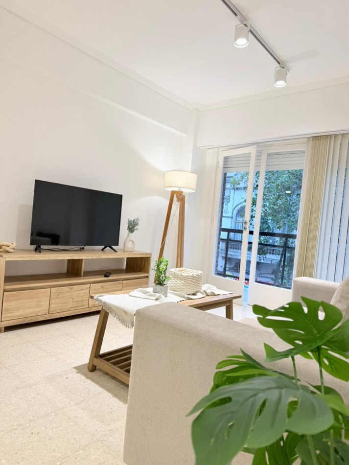 DEPARTAMENTO DE 3 AMB + DEPENDENCIA. EXTERNO. RECICLADO