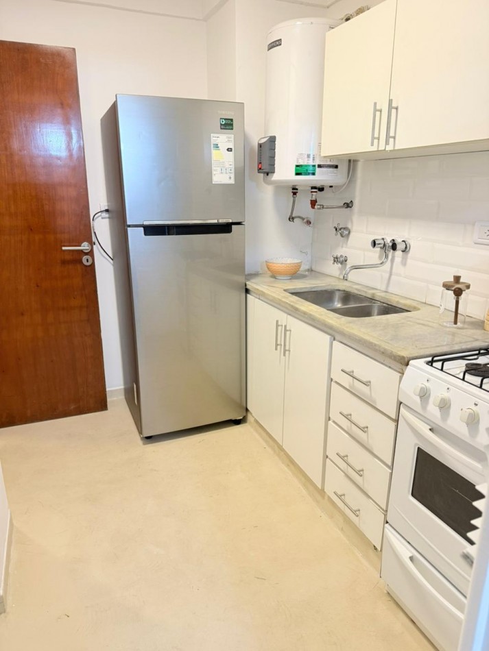 DEPARTAMENTO DE 3 AMB + DEPENDENCIA. EXTERNO. RECICLADO