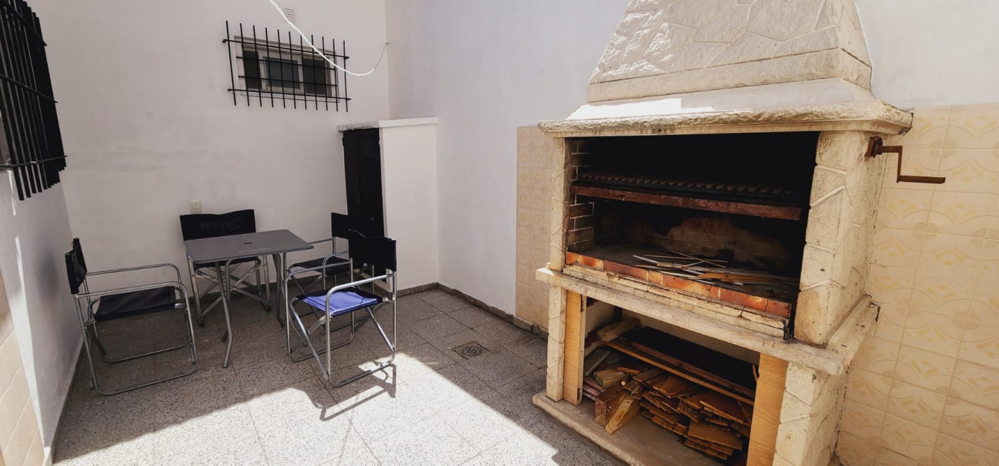 CHALET DE 4 AMB EN ALQUILER 