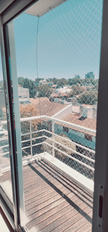 DEPARTAMENTO DE 3 AMB EXTERNO. BALCON Y COCHERA PRIVADA 