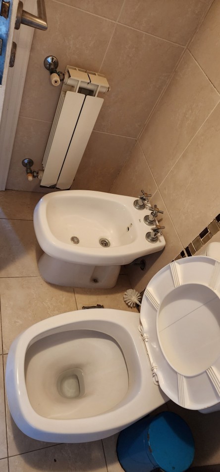 DEPARTAMENTO DE 3 AMB EXTERNO. BALCON Y COCHERA PRIVADA 