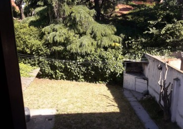 PH DE 4 AMBIENTES CON GARAJE Y PARQUE