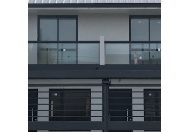 DUPLEX DE 4 AMB CON PARQUE Y ENTRADA DE AUTO. A ESTRENAR